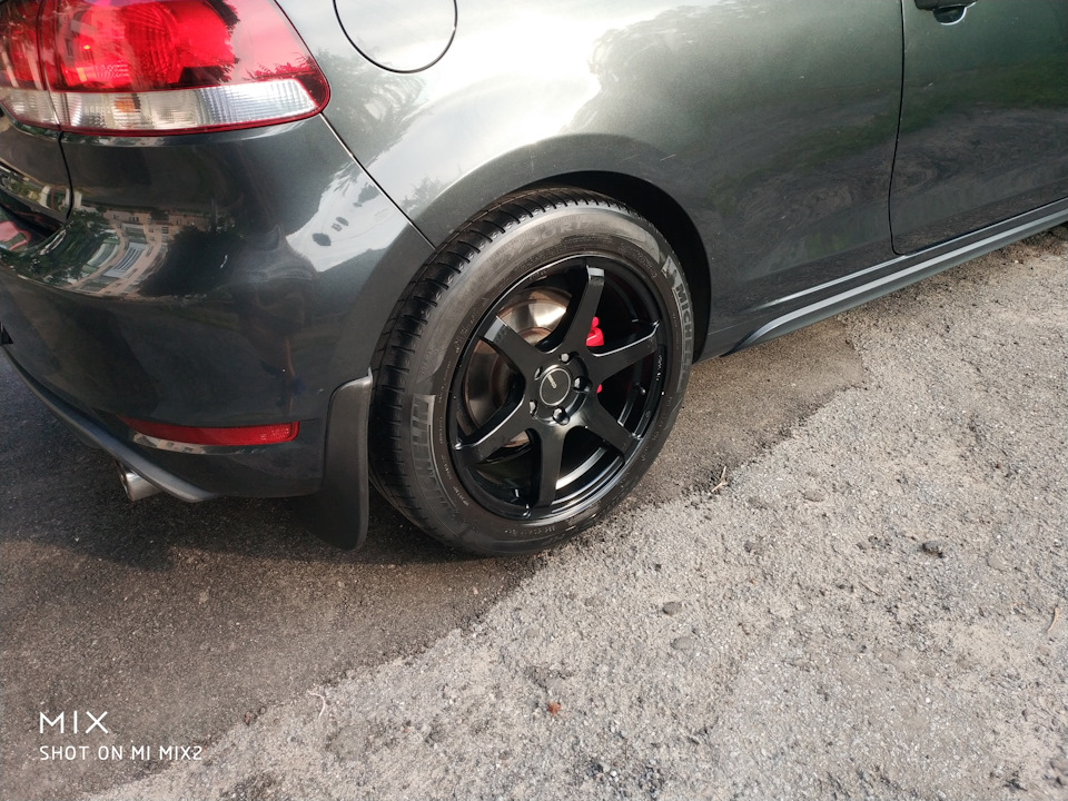 Диски на 17 GOLF 6 GTI 5