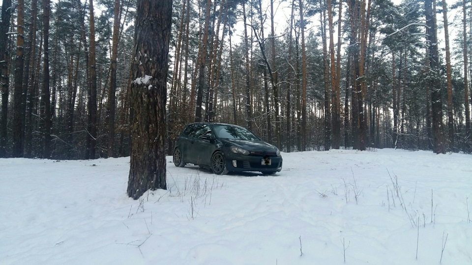 Прогулянка на GTI у зимовому лісі. 4