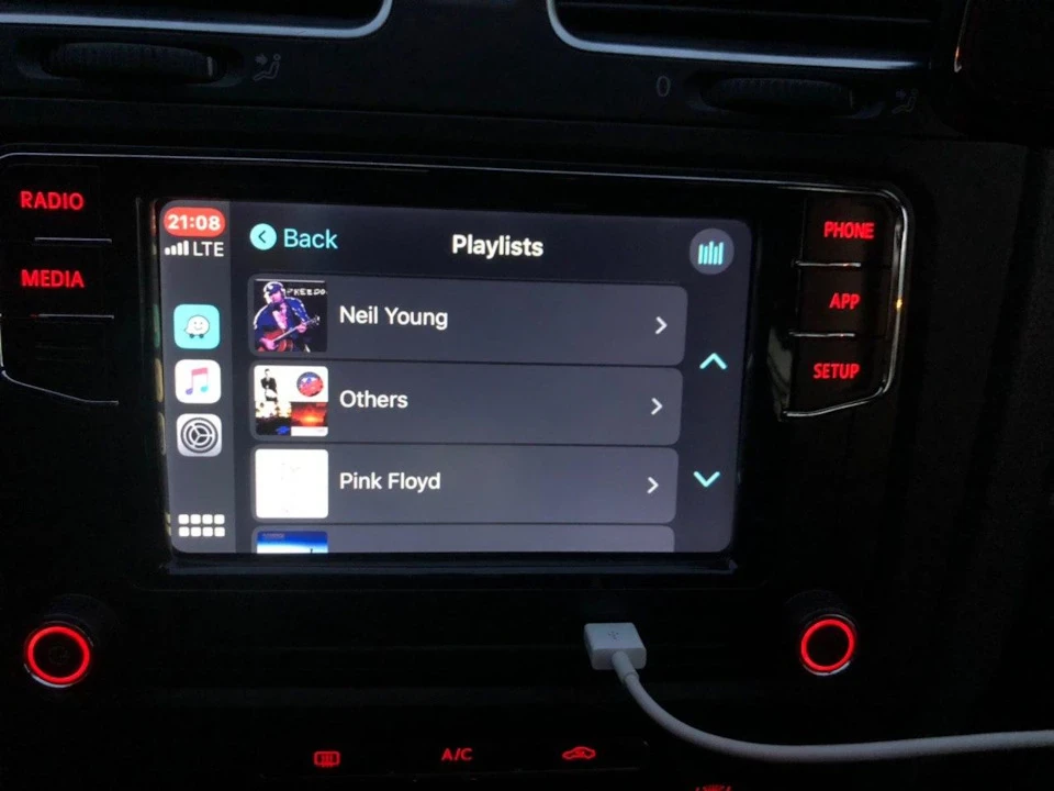 Заміна ГУ на штатну RCD 330 G+ CarPlay