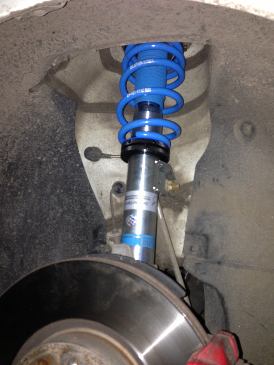 Встановлення bilstein B14 PSS 1