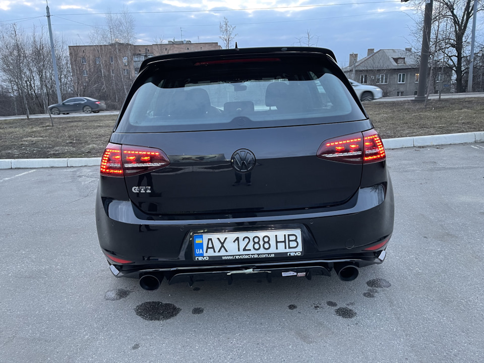 Тізер 3 5