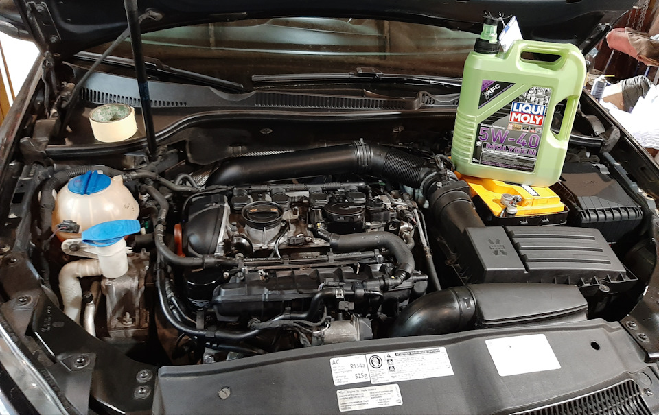 #12. Заміна мастила Liqui Moly Molygen 5W-40 1