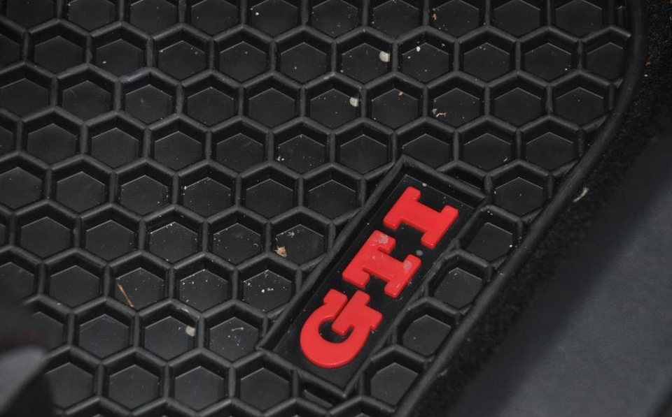 Правильні килимки GTI 5