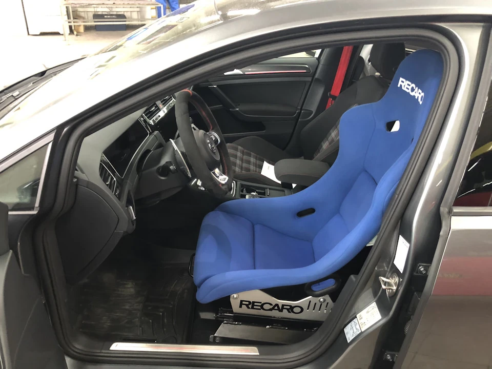 RECARO POLE POSITION
