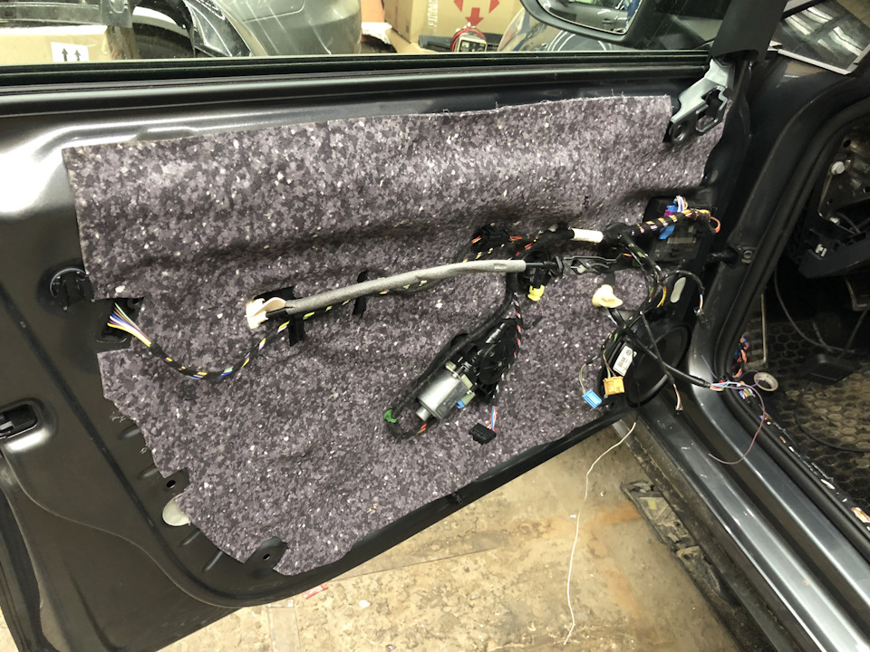 Side assist/ контроль тиску в шинах/ шумка 5