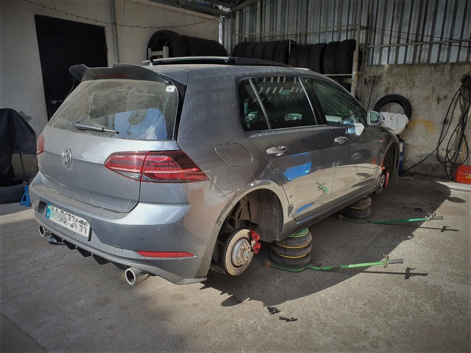 Встановлення заднього дифузора Maxton 4