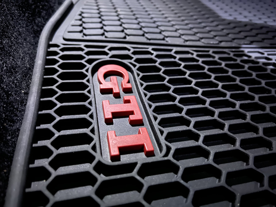 Оригінальні килимки GTI🔥 1