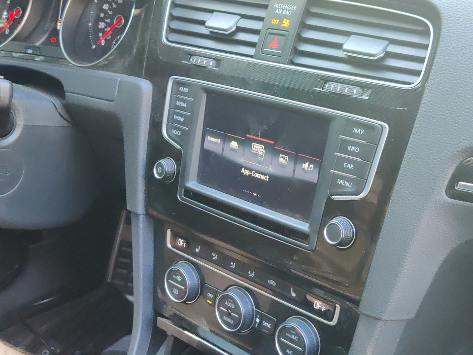 Русифікація Discover Pro mib2 і адаптація люка Golf 7 GTI 1