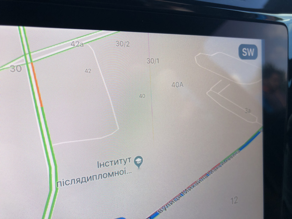 Треснувши екран Discover Pro 4