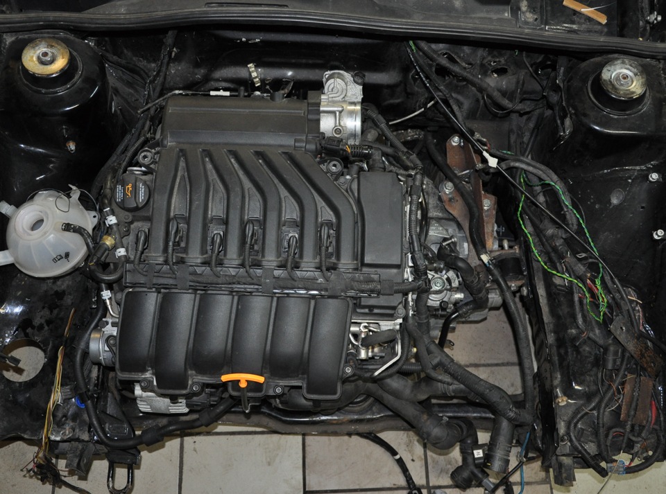 установка двигуна r 36 і заднього дифа з підвіскою від MK 5 R32 1