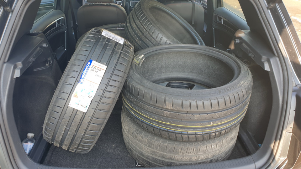 Michelin Pilot Sport 4 225/40 R18 92Y XL 1