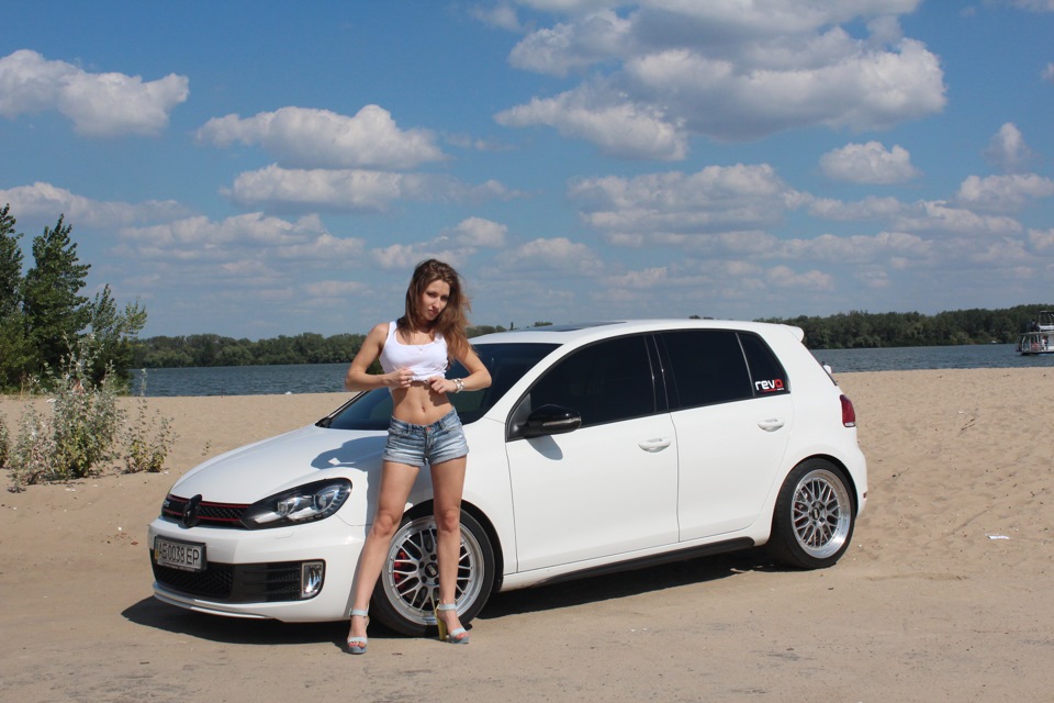 Білий GTI & Evgeniya 1