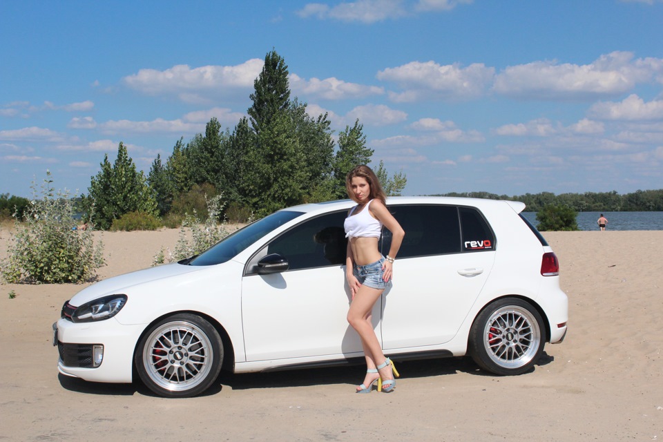 Білий GTI & Evgeniya 2