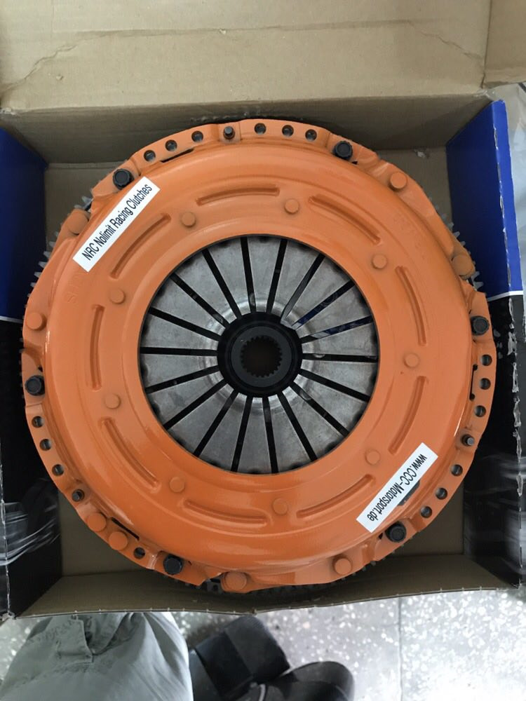 Нове кевларове зчеплення Sachs Performance 5