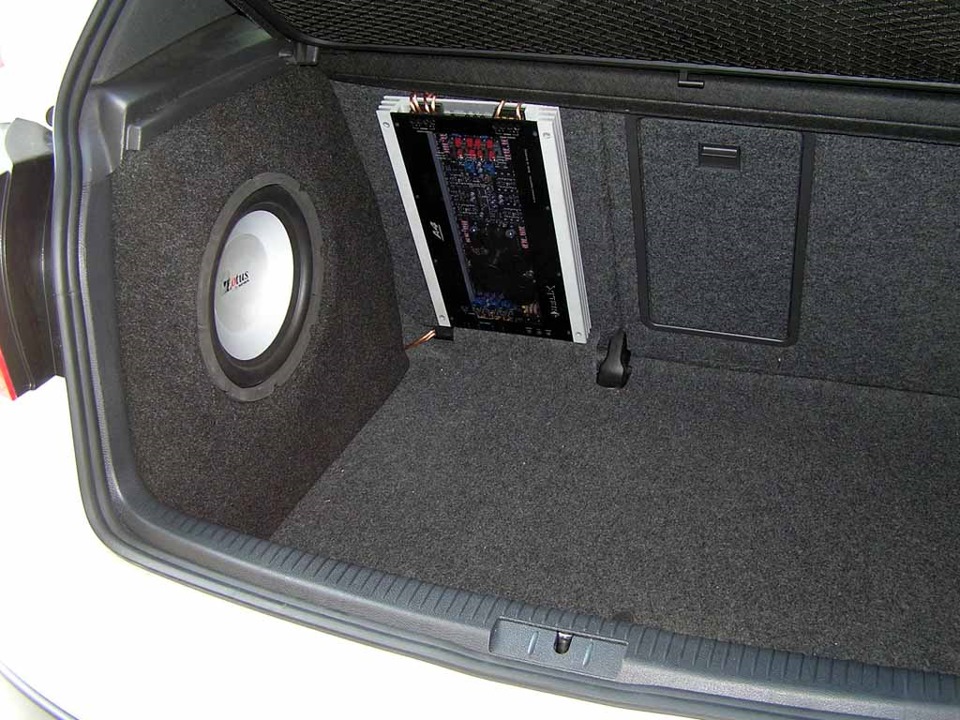 SUBwoofer search: more LFE in da GTI 3
