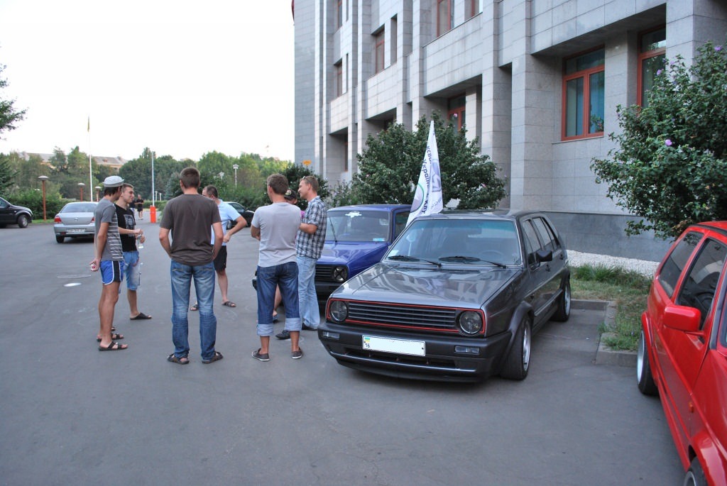 Hella black + червона облямівка 2
