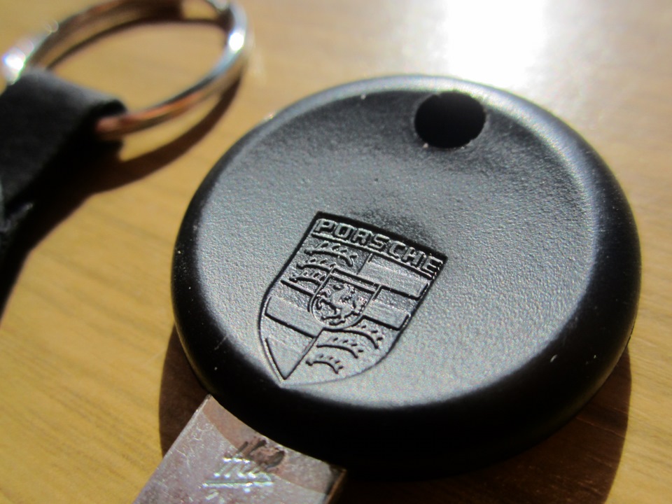 Porsche 924 Key 2