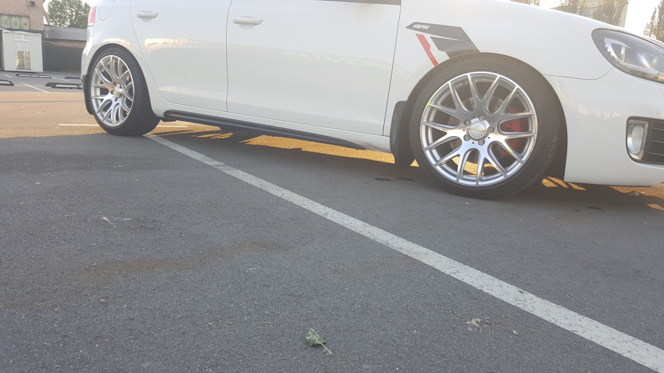 Изучаю спрос на 3SDM 0.01 18x8.5 5x112 ET45 2