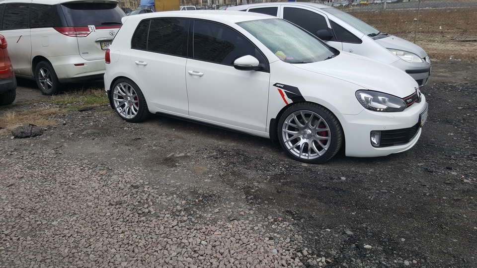 Літнє заморське взуття R18 3
