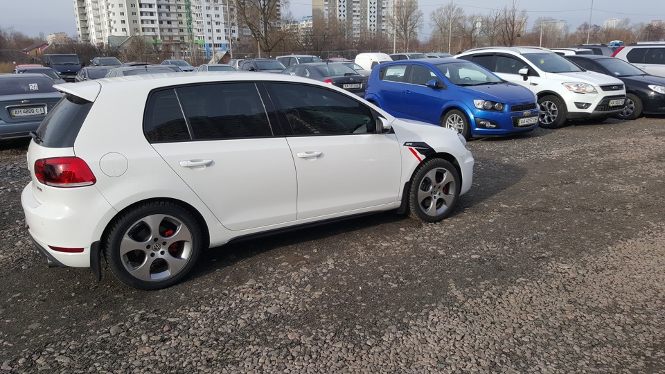 Сайдбари та бейдж APR 3