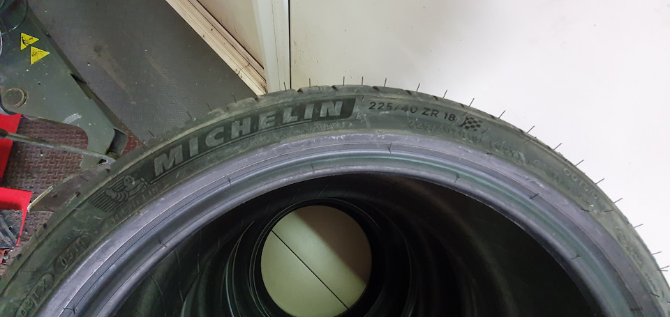 Michelin Pilot Sport 4 🌤 влітку 🏁 5