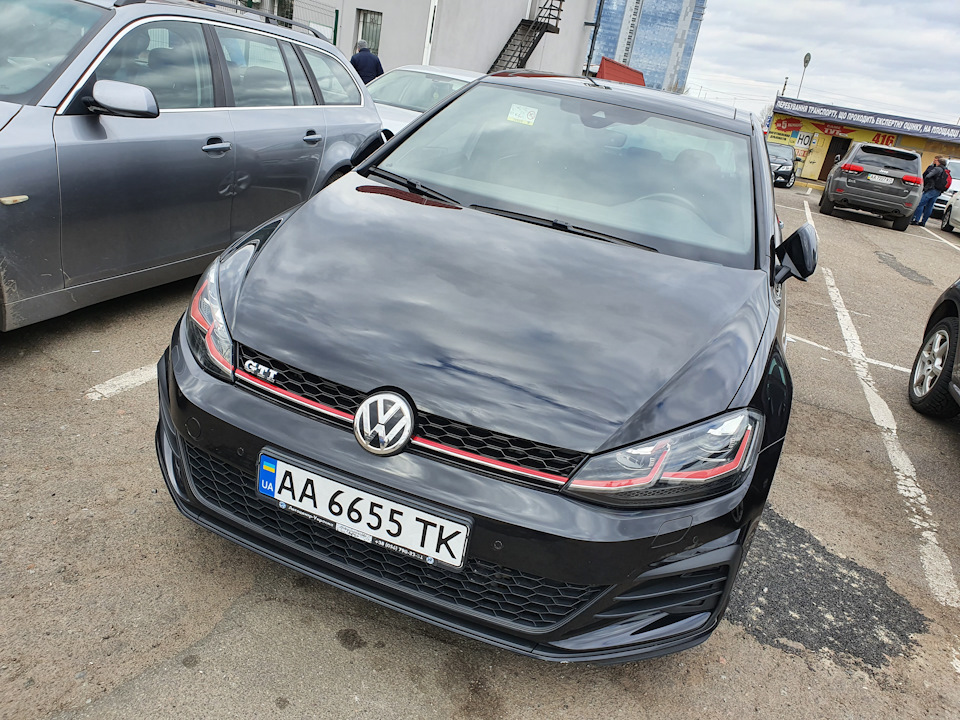 Прикупив собі спритну мрію VW Golf GTI mk7.5 1