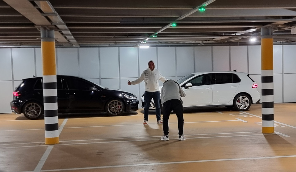 Рекомендую до перегляду 🖥 порівняння Golf GTI mk7,5 - mk8. від SERDJIO 🎬📽🎞 3