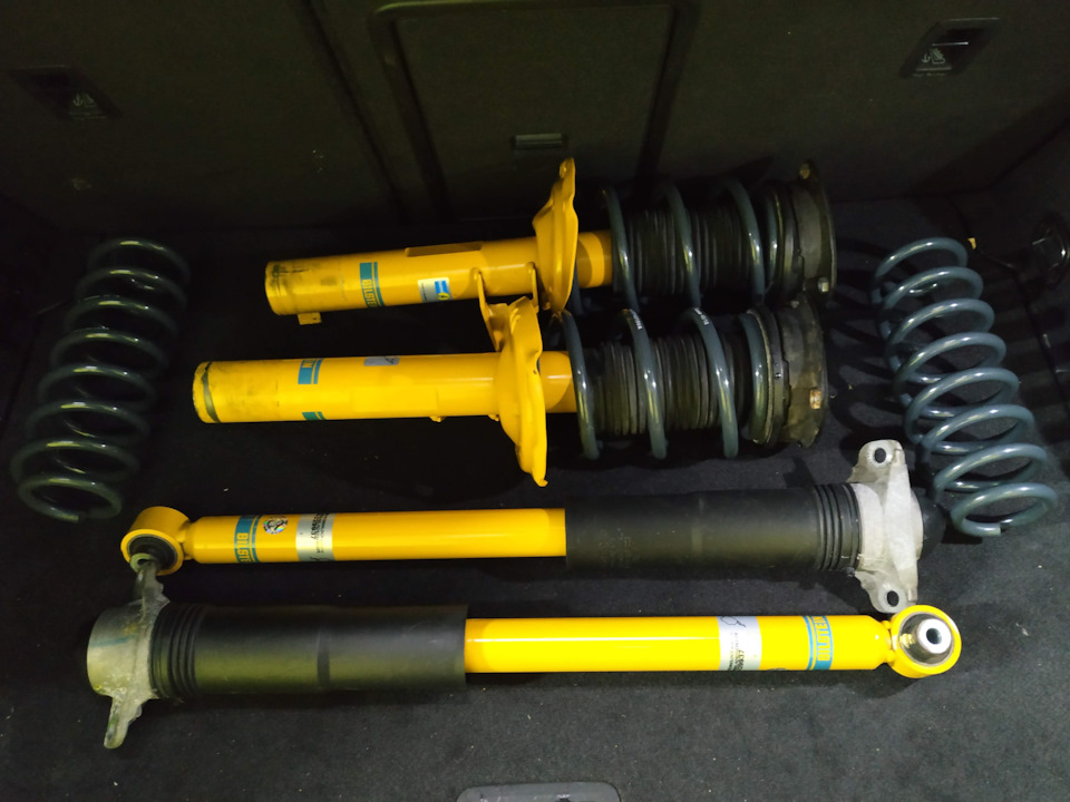 18. BILSTEIN B8 та пружини VWR31G7GT 1