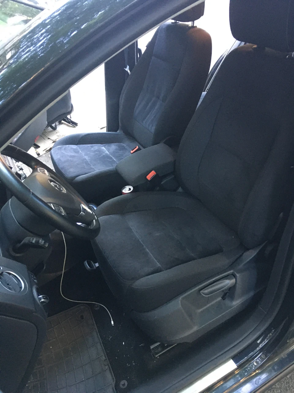 Встановлення сидінь від Tiguan
