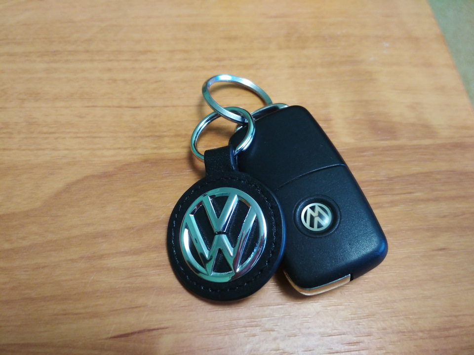 Брелок VW + відсік для сміття 1