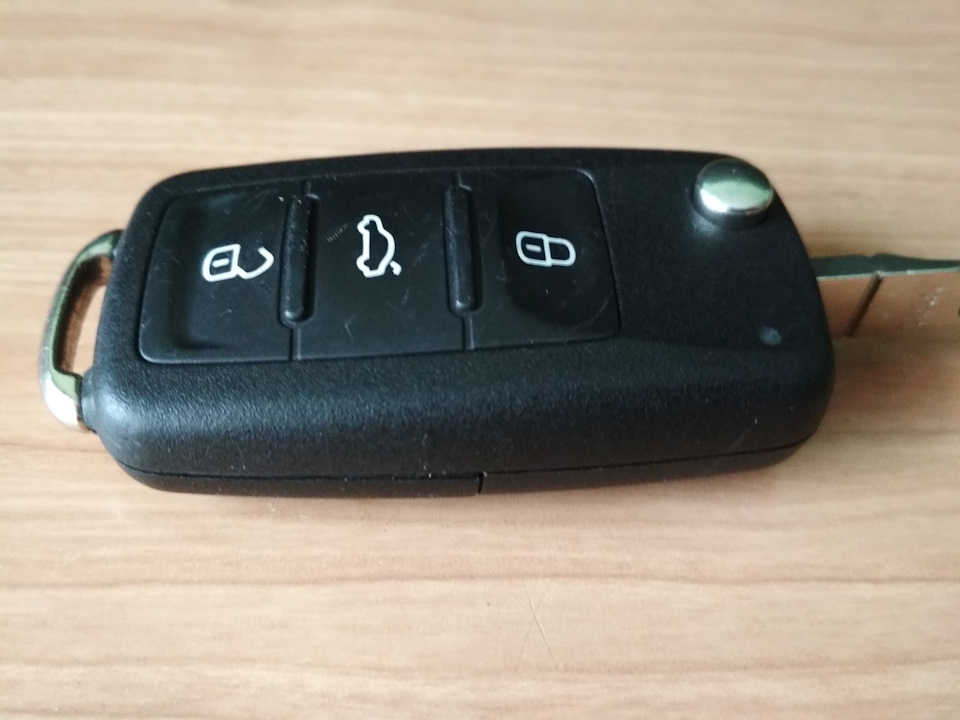 Реанімація викидного ключа VW нового покоління 2