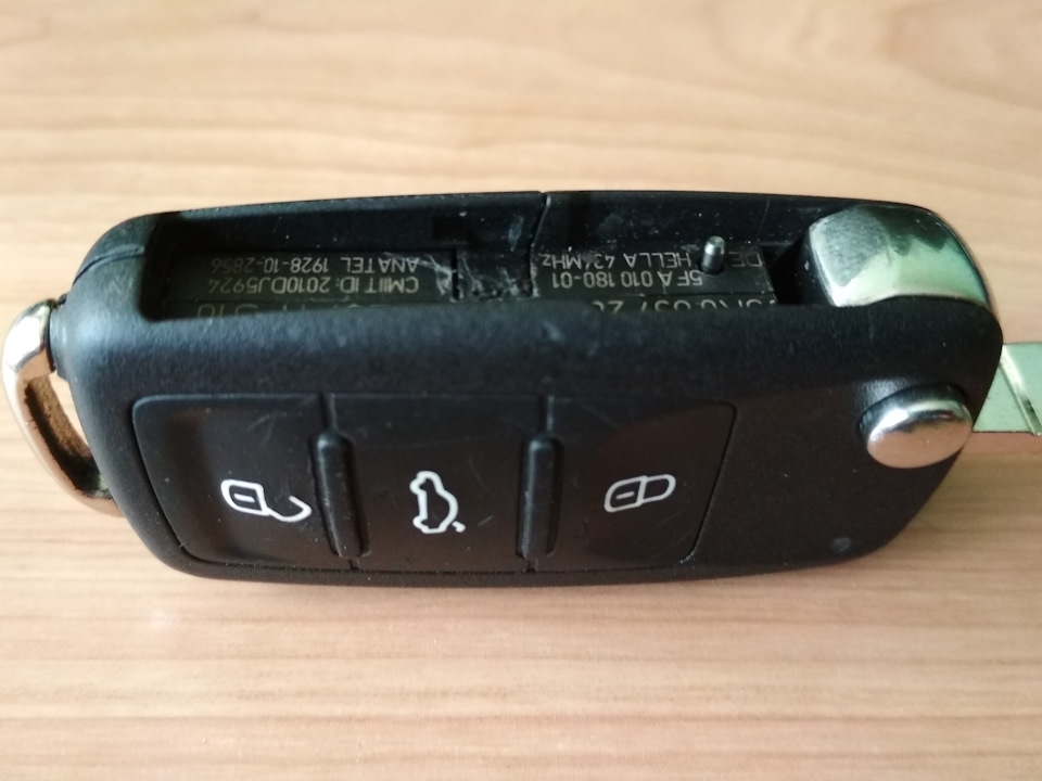 Реанімація викидного ключа VW нового покоління 4