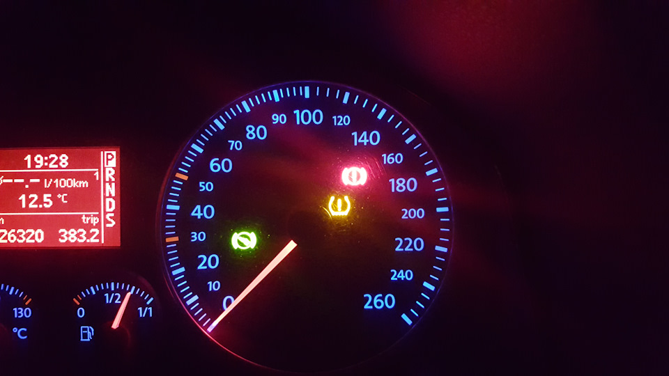 Кнопка SET для непрямого моніторингу тиску в шинах (TPMS) 3