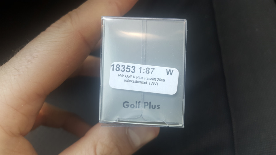 Модель 1:87 VW Golf V Plus 3
