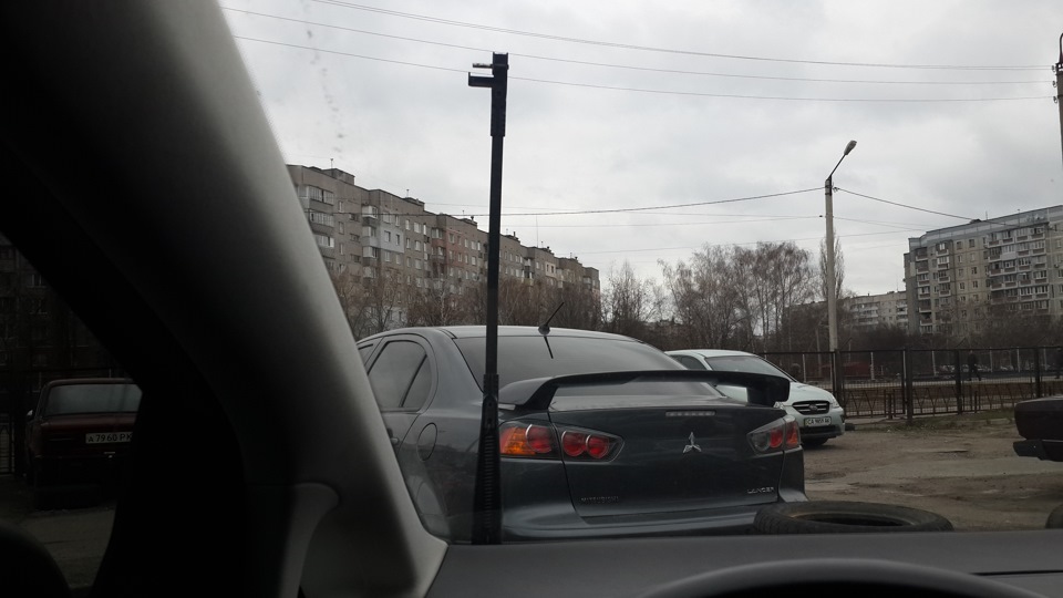 Заміна гумок передніх склоочисників 1