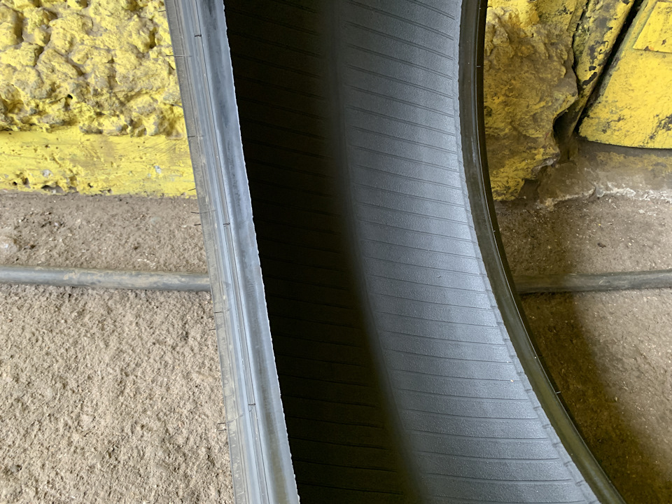 Продано шини Bridgestone Potenza S001 з пробігом 300 км 5