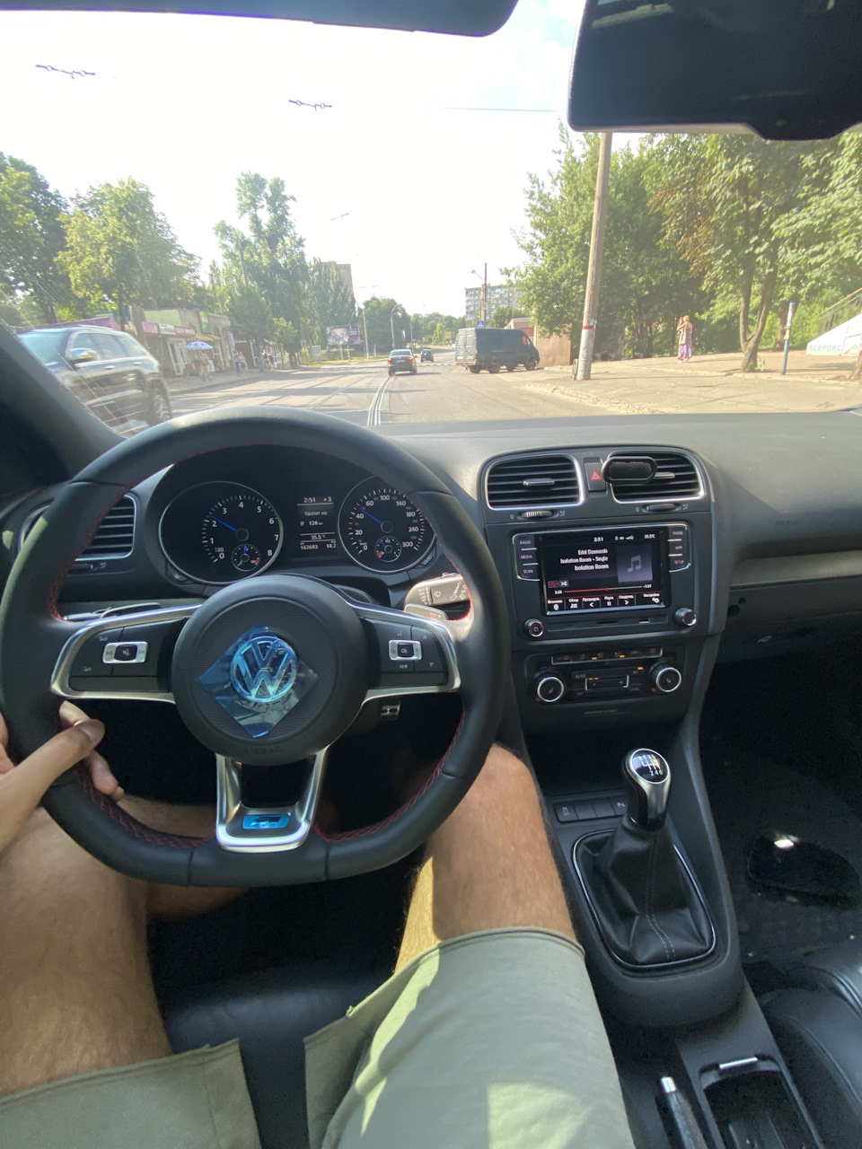 Руль з 7 R + RNS 330+ та камера 4
