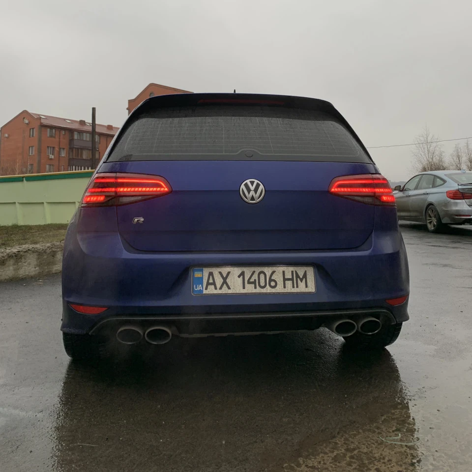 Задні LED-ліхтарі