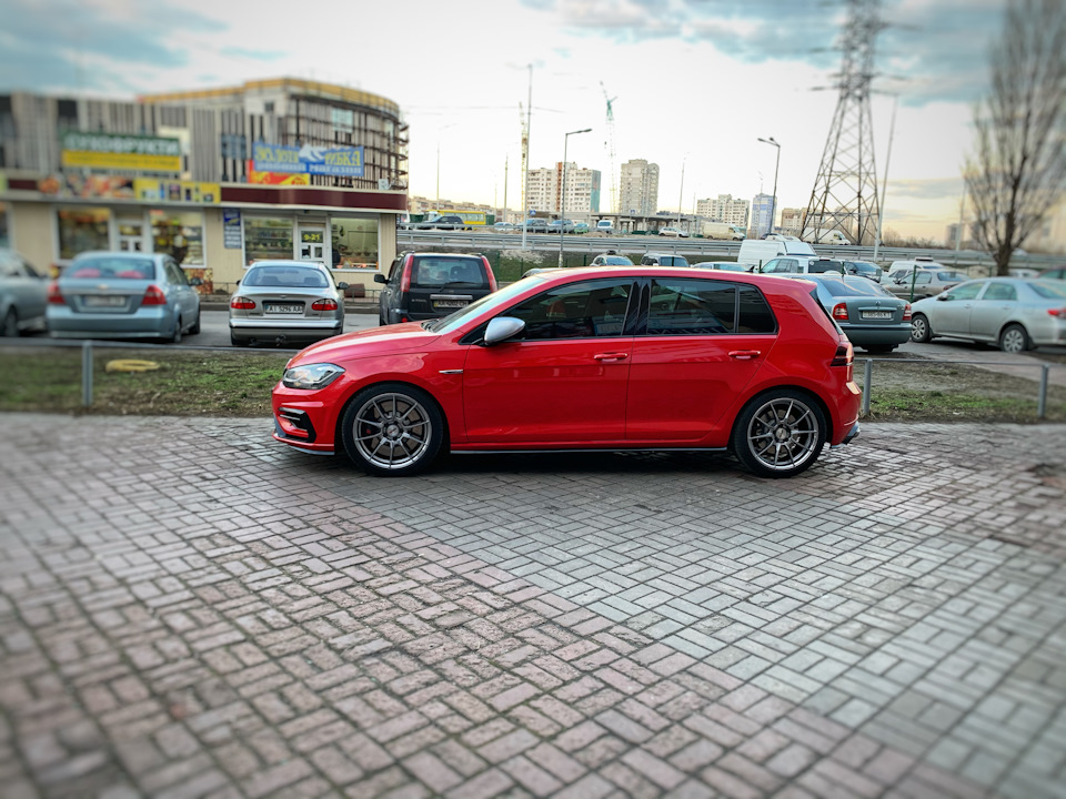 Motec R18 | 8.3 кг 5
