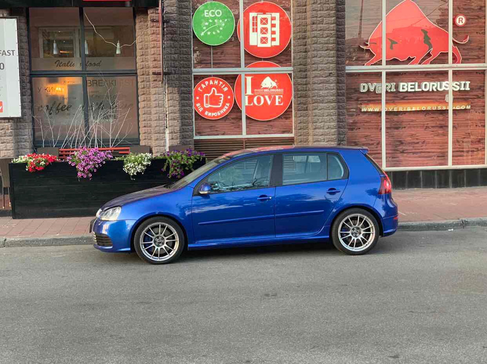 VW Golf R32 mk5 у продаж 4