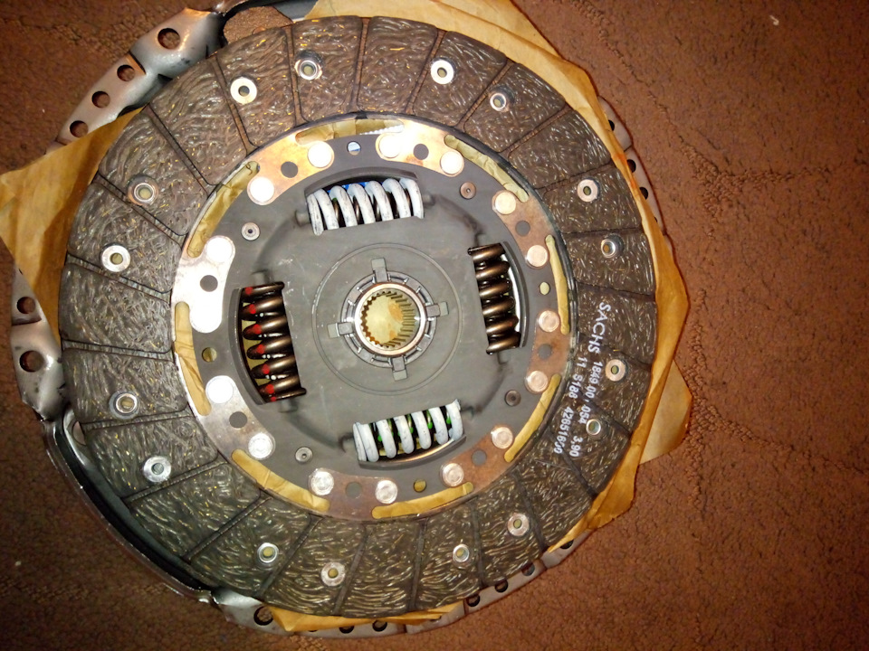 Дизельне зчеплення sachs 3000332001 3