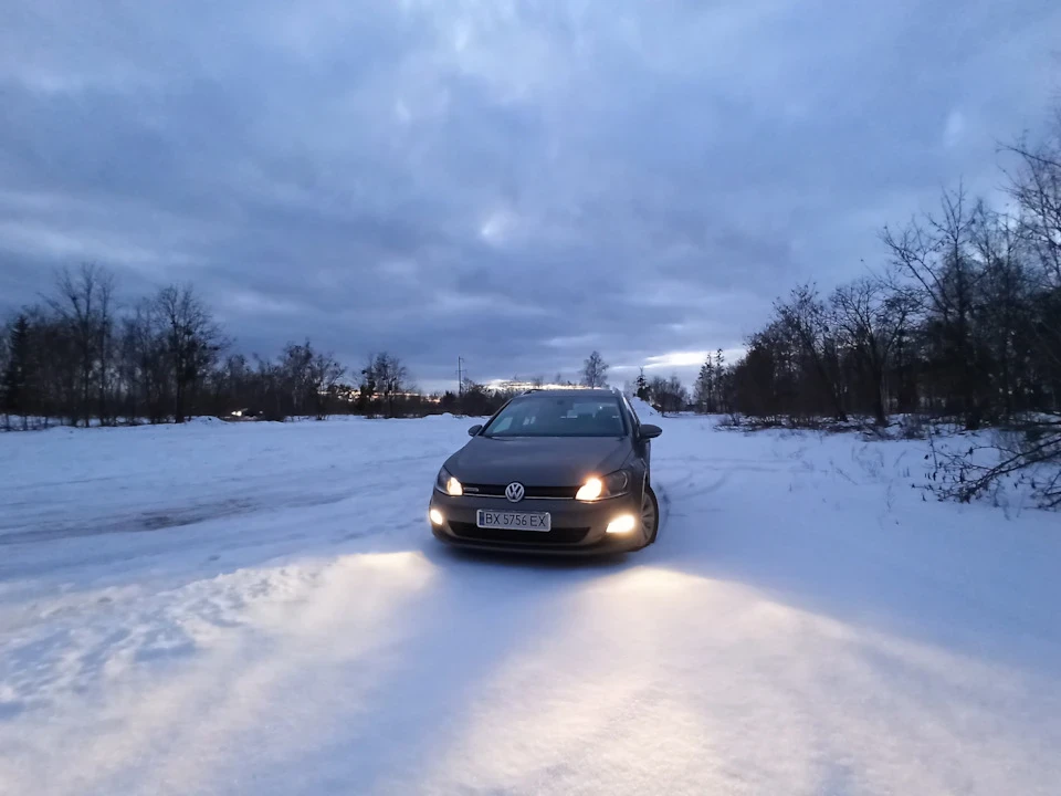 Оригінальне підсвічування прикурювача на гольф 7