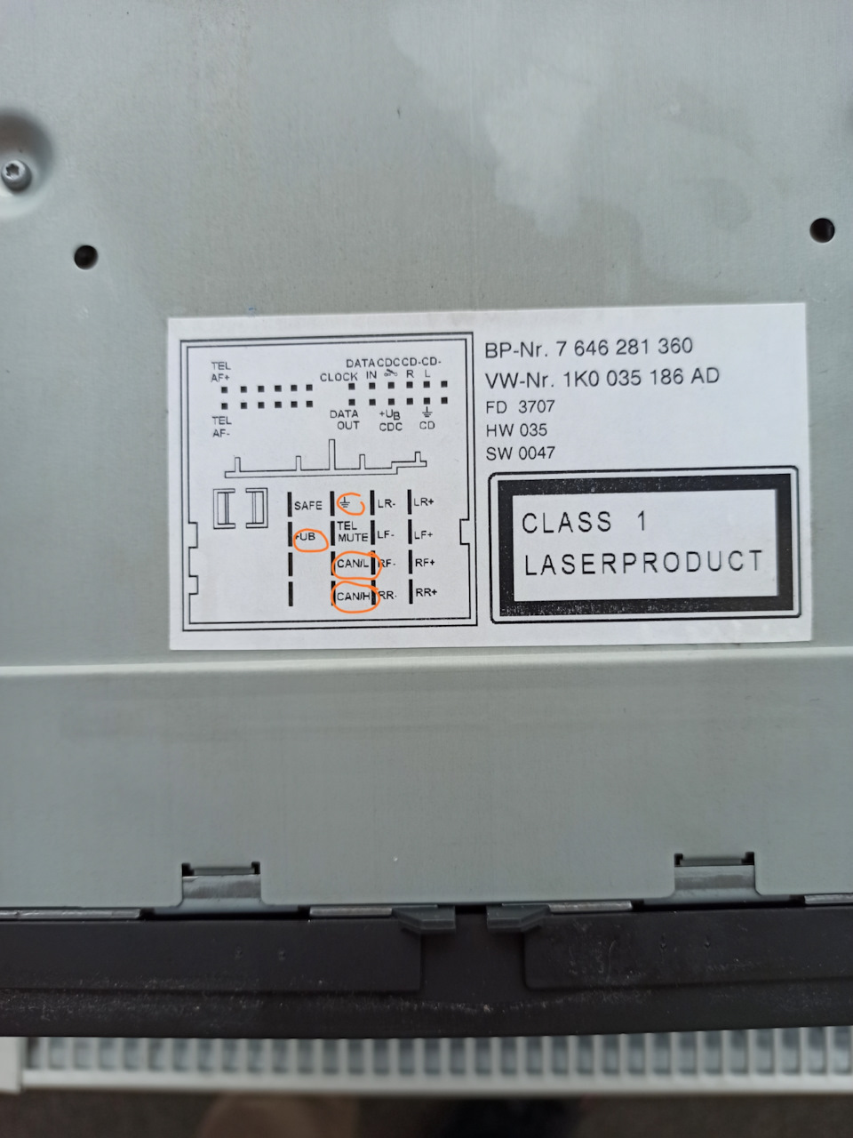 Заміна ГУ RCD300 на Teyes CC2 2/32 MQB на платформу PQ без перехідника 5