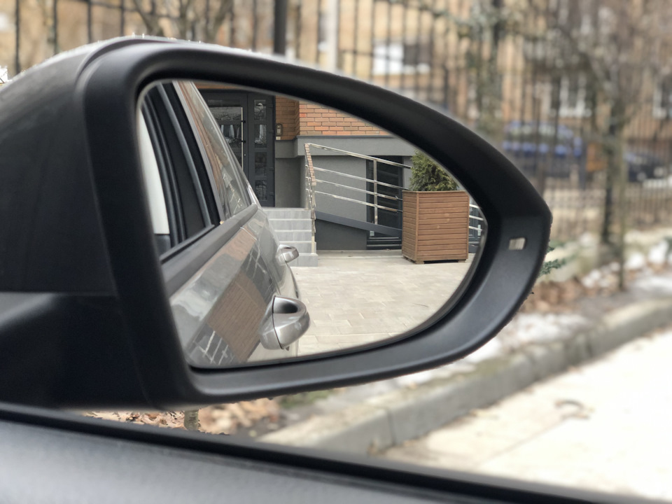 Розбилося дзеркало Golf 7 1