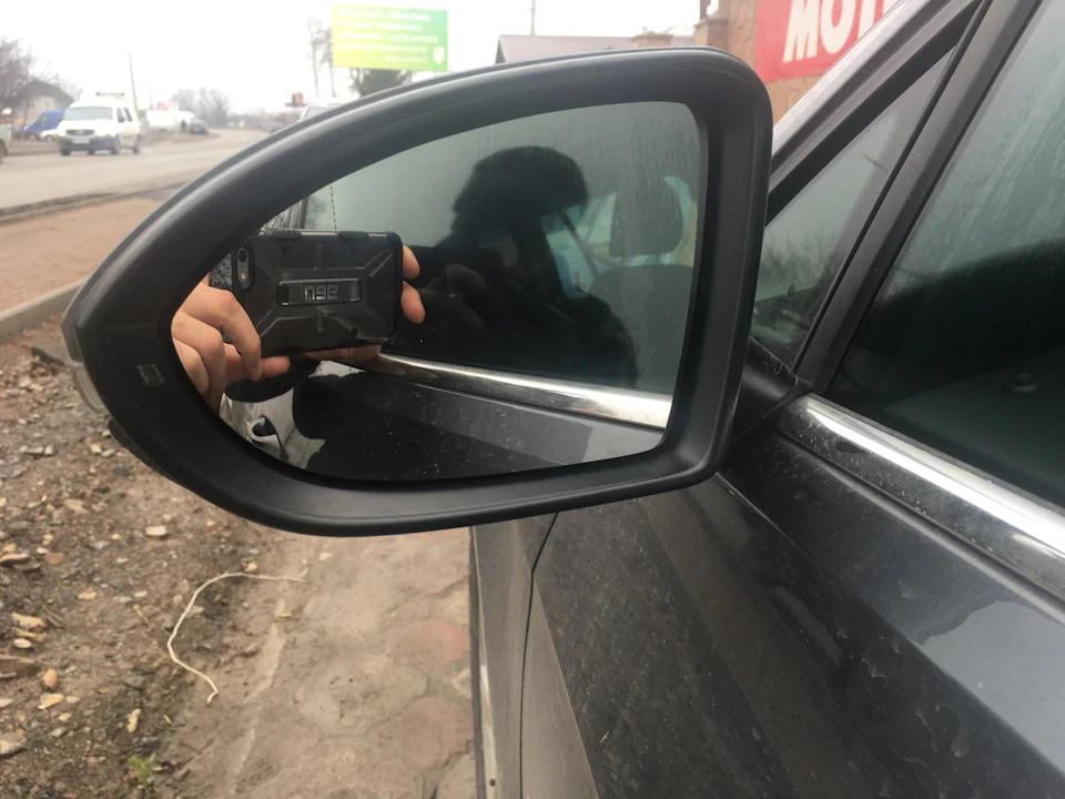 Заміна дзеркала та двірників