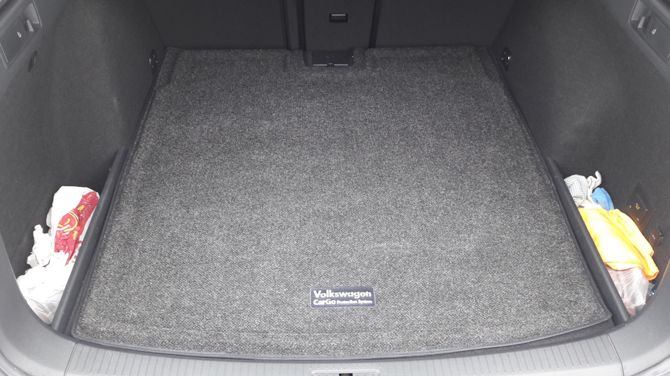 Килим у багажник VW CarGo Management Cystem(доповнено)_5G9061166469 5