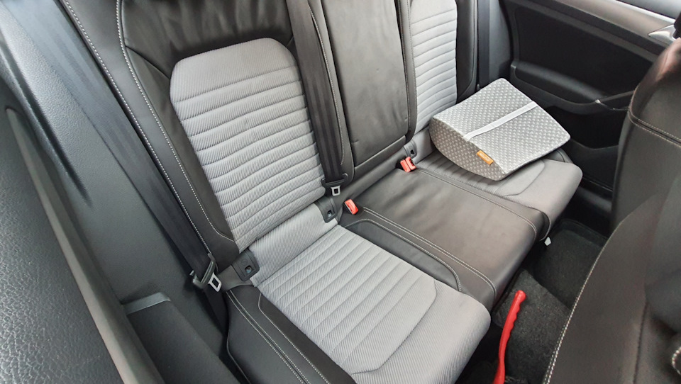 Заміна штатних сидінь_на ErgoComfort R-Line 4