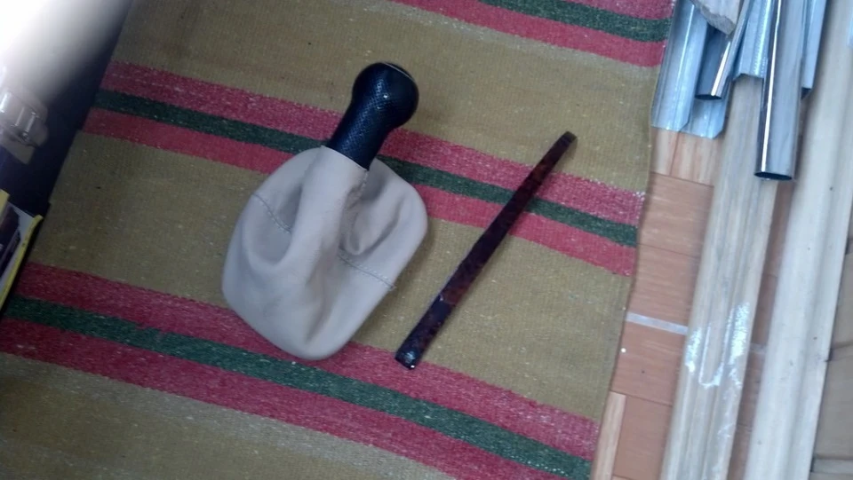 Дерево в салон