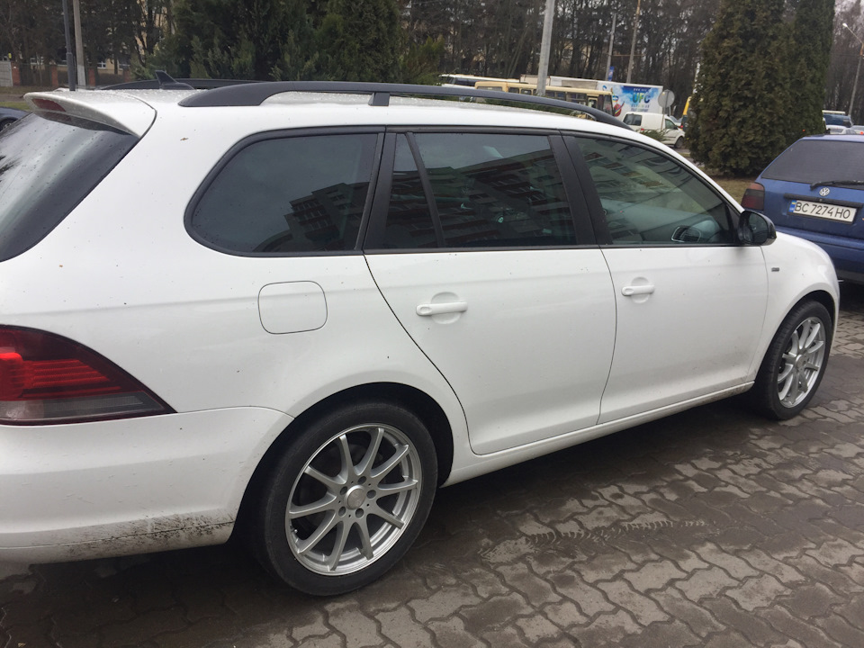Шини на R17 1