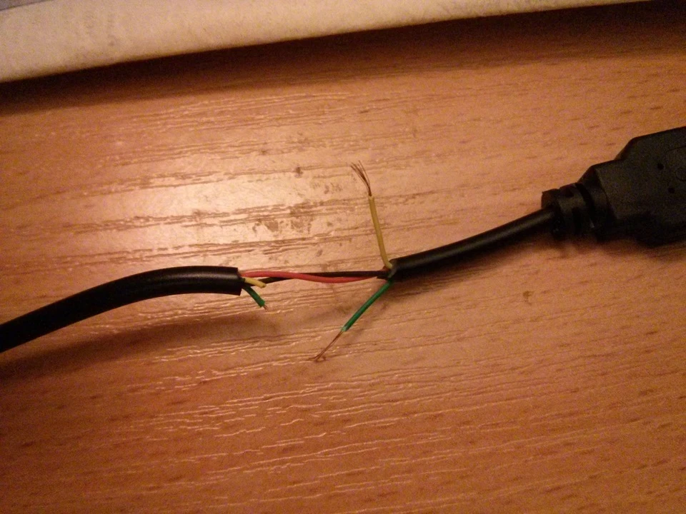 Як змусити реєстратор працювати від USB.